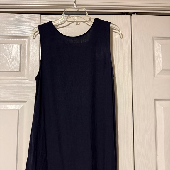 Petal And Pup Yardlee Jumpsuit Loose Fit Wide Leg Crop Rayon Blend Navy Size 6 - Picture 3 of 13